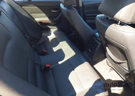 2008 BMW 328Xi z USA, uszkodzony, nr VIN WBAVC735X8KP38821